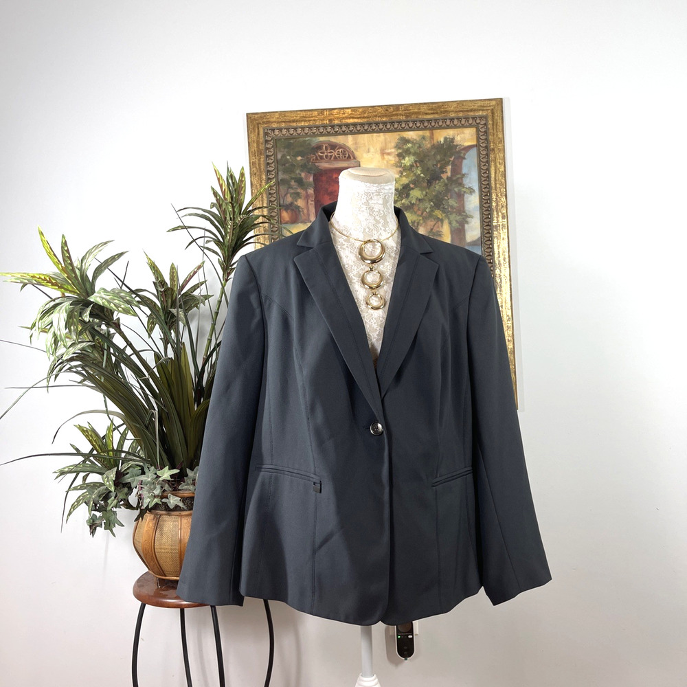 Classic Black Women's Single-Button Blazer